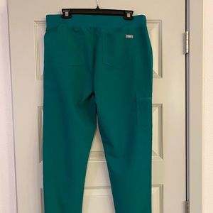 Figs Zamora Jogger Hunter Green (Discont’d Color)